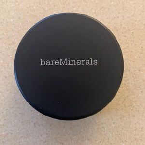 BareMinerals finishing powder